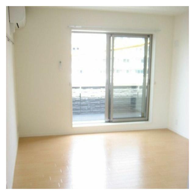 ラヴィーユ鎌倉 リビング