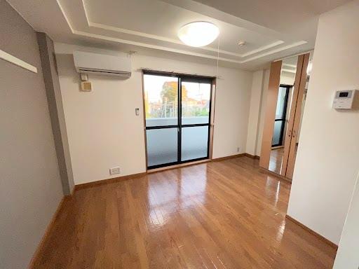 メゾン・ラクウショウ ベッドルーム