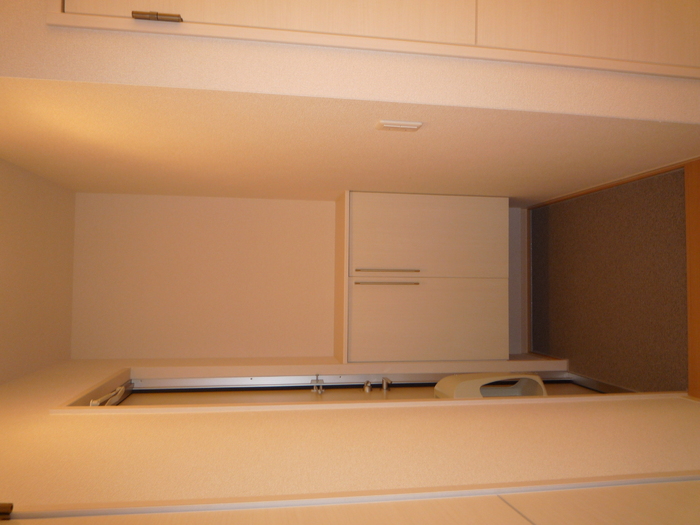 ディアコート名月 玄関