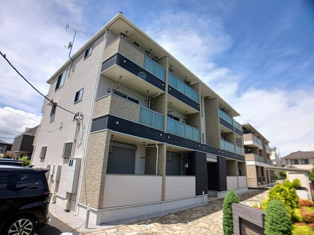 アイヴィ・ヒルズⅡ 203号室 外観