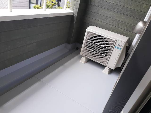 カサベルテ・ホオノキ ベランダ