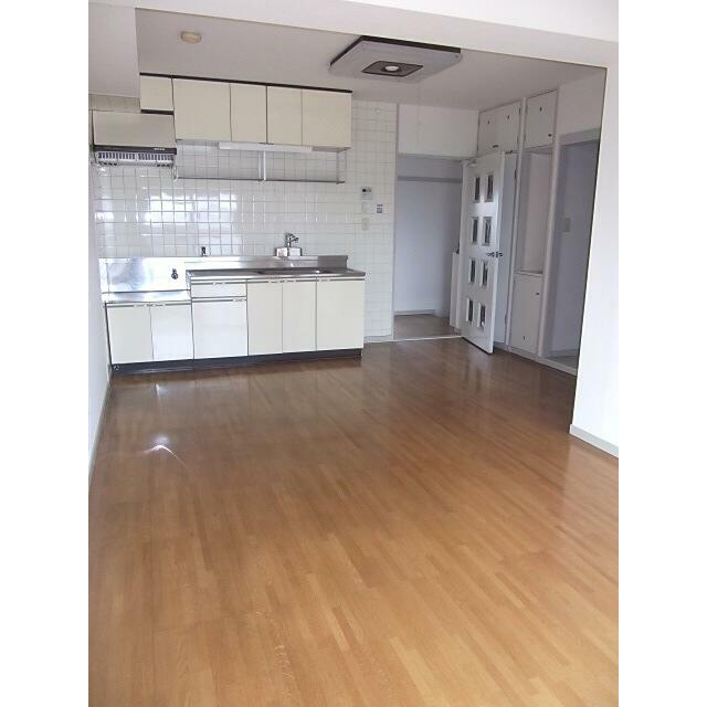 緑ヶ丘パレス井上 リビング