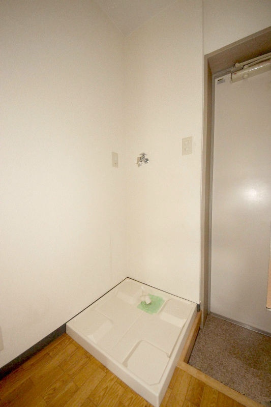 サンハウスユウ伊勢原 玄関