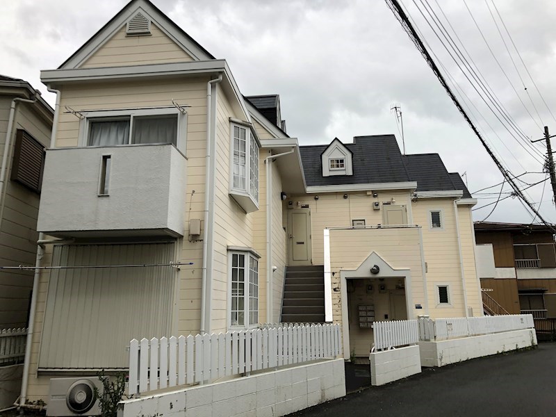 ドルフ鶴巻11  202号室 外観