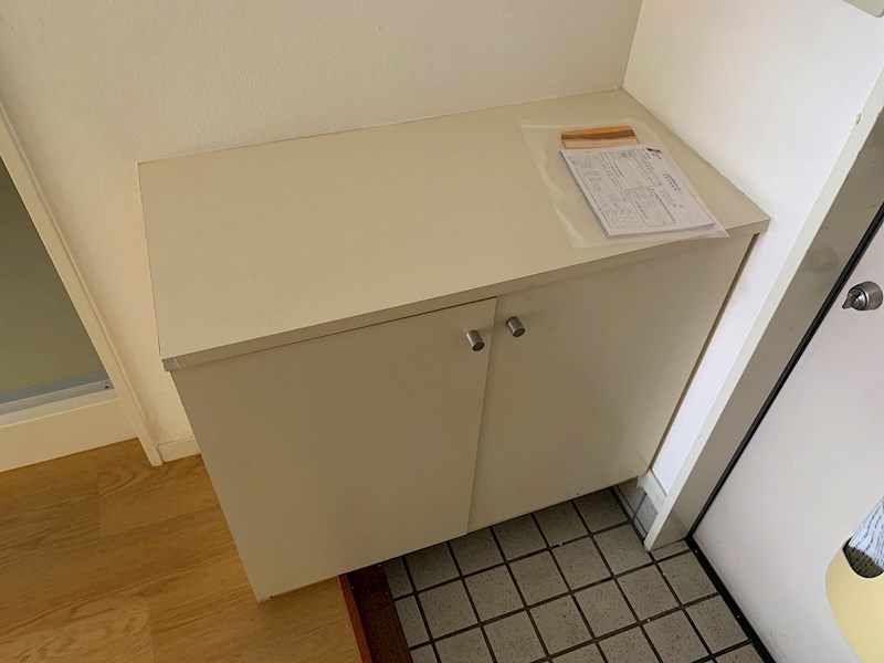 ハイツエーデルワイス 玄関