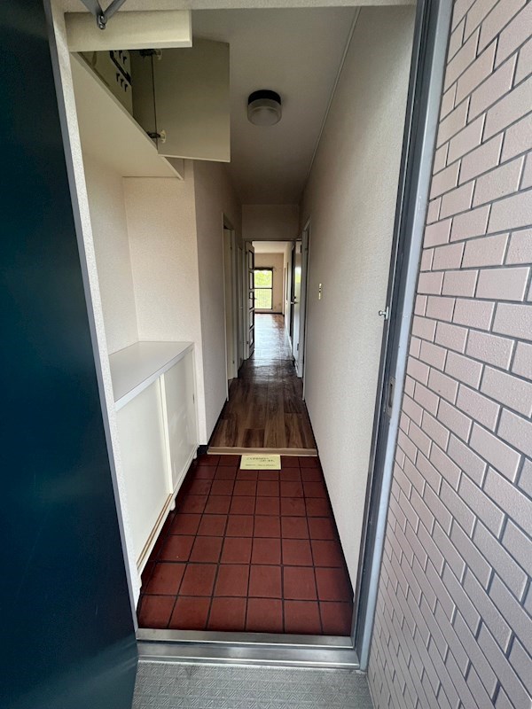 メゾンベール壱番館 玄関