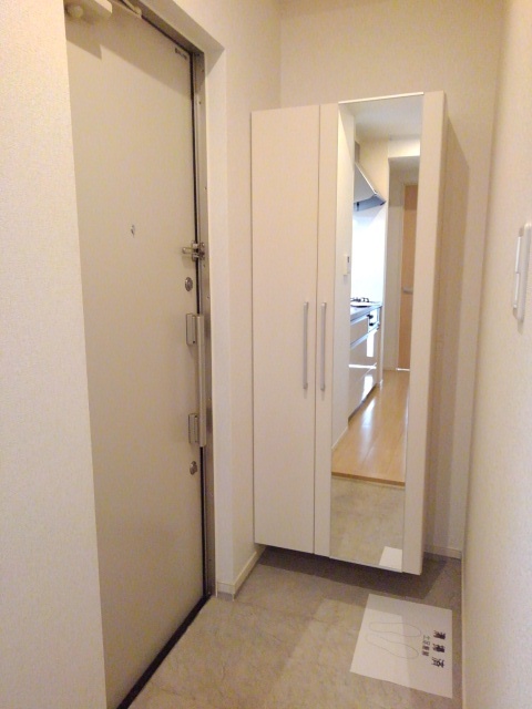 サン　ハッピー　サクター 玄関