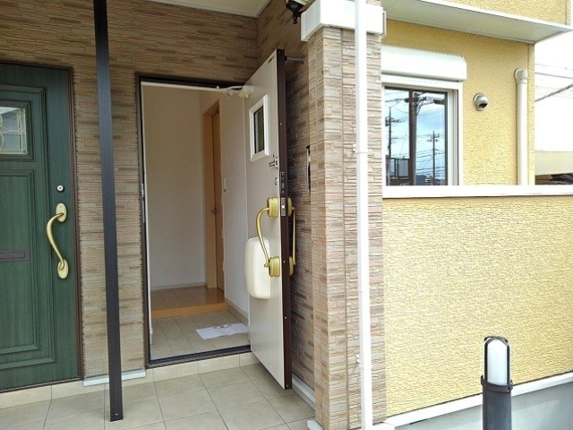 ヴァイオレットガーデン 玄関