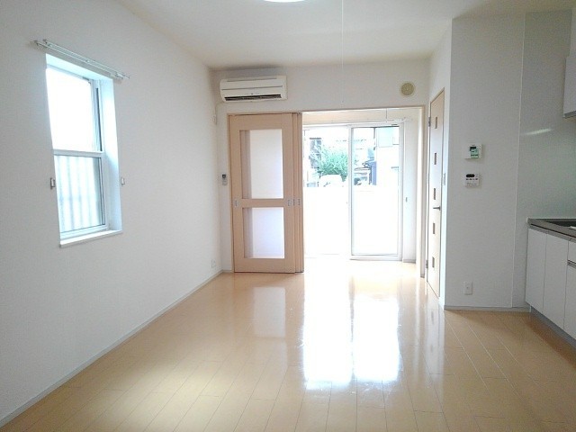 ヴァイオレットガーデン リビング