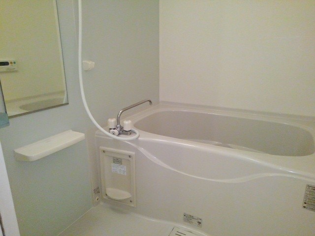 ヴァイオレットガーデン 風呂画像