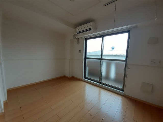 リバーサイド・ブリーズＩＳＭ リビング