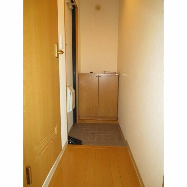 クレール湘南 玄関