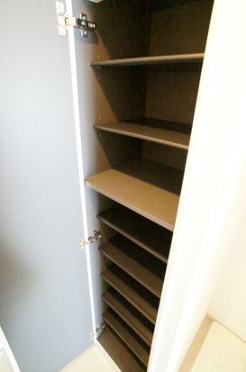 リブリ・アジール・リラ その他7