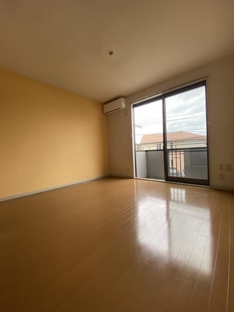 ウィスマ・コタ その他4