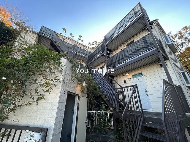 ラックスホーム本郷台 206号室 外観