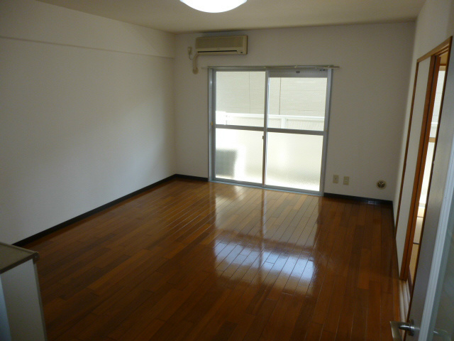 グレイスイセハラ リビング