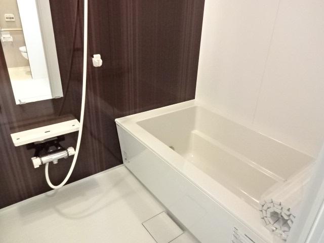 グリシーヌ・静 風呂画像