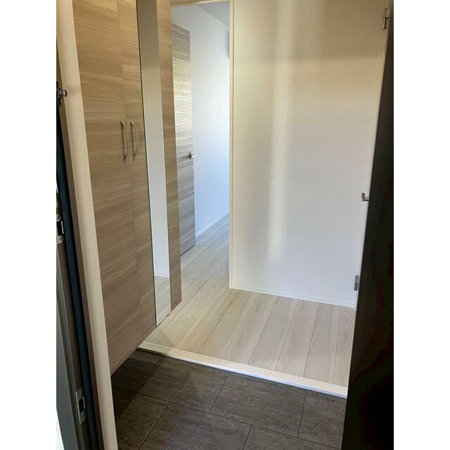 イーストピークヴィオレ 玄関