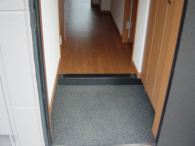 ソレアード・メゾンＡ 玄関