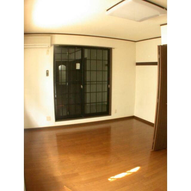 サンシティーマキタ リビング