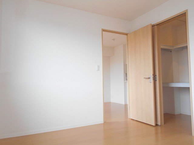 若宮ハイツ坂下 ベッドルーム