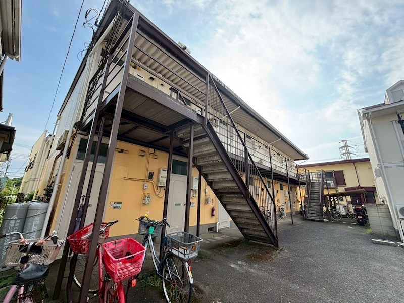 ピースハウスⅠ 201号室 外観