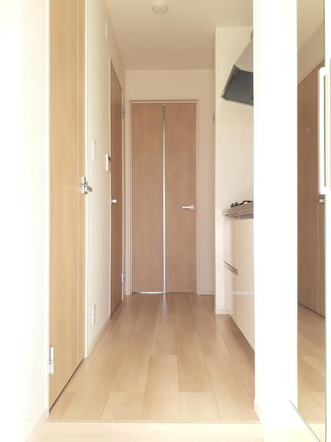 グローヴ　テラス－２ 玄関