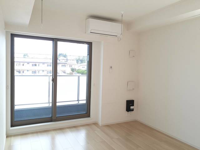 グローヴ　テラス－２ リビング