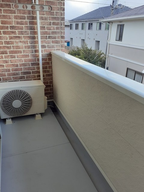 ワイズ　ヴィレッジ ベランダ