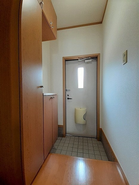 サニーフラット 玄関