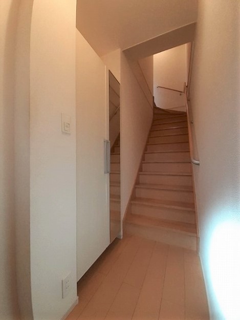 サニーヴェイル湘南 玄関