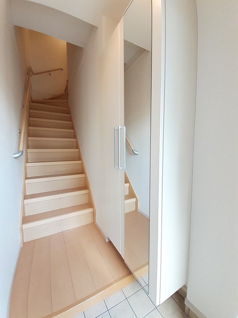 プラッツフォンフレイデ 玄関