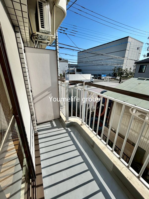 ロイヤルヒルズ石室 ベランダ