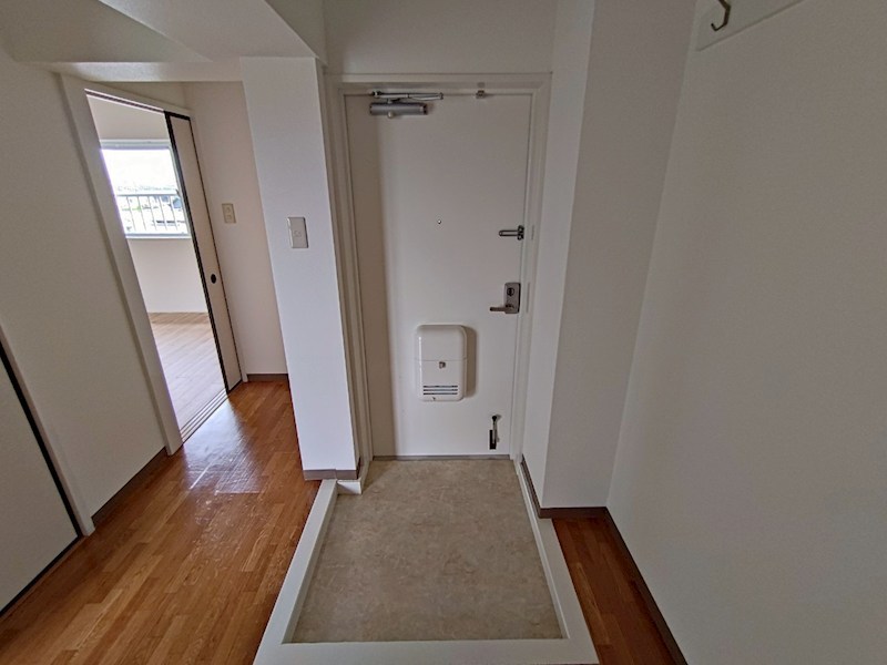 ビレッジハウス下島1号棟 玄関