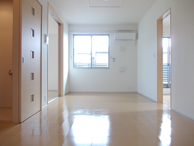 アプリコット リビング