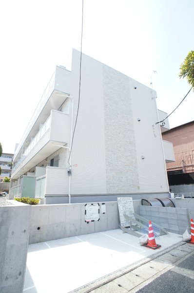 リブリ・平塚 308号室 外観