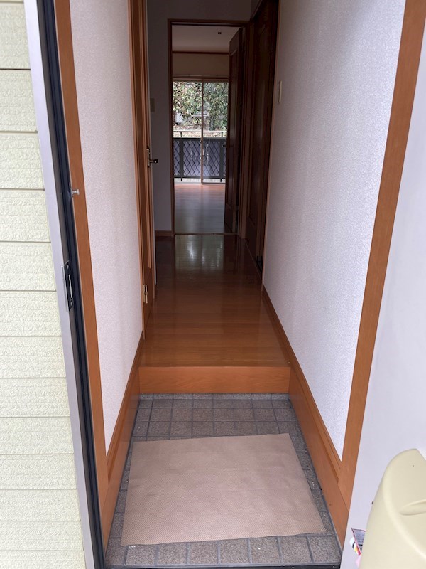 メゾンたくや  玄関