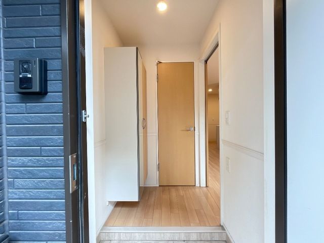 エストレヤ 玄関