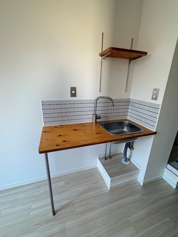 カンプ・ノウ　TOTSUKA キッチン