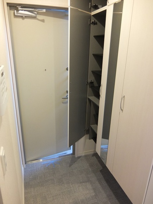 ラ・メール 玄関