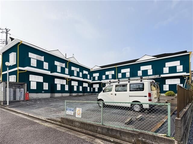 カームネスガーデン 111号室 外観