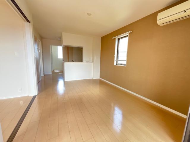 ルミナス飯泉 リビング