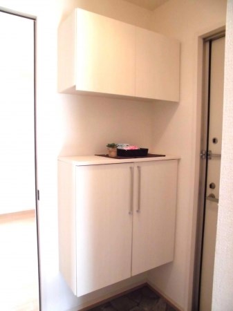 ガーデンヒルズ　EAST 玄関