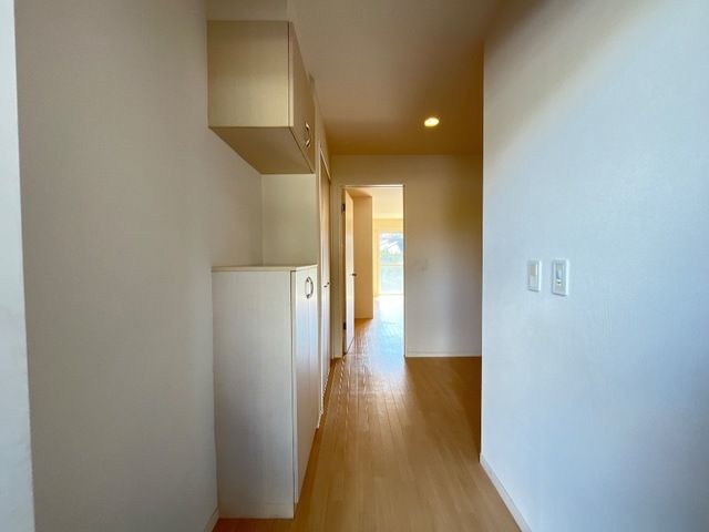 エレガンスＯＩＳＯ 玄関