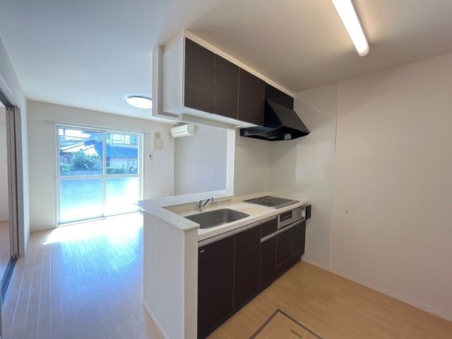 エレガンスＯＩＳＯ キッチン