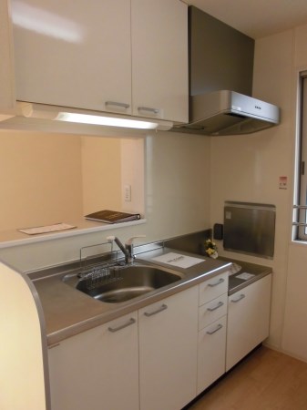 ガーデンヒルズ　EAST キッチン