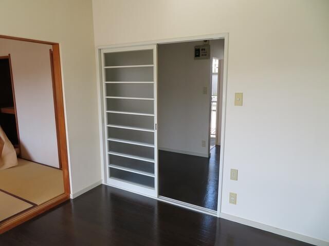 フラッツ片瀬山Ⅰ リビング