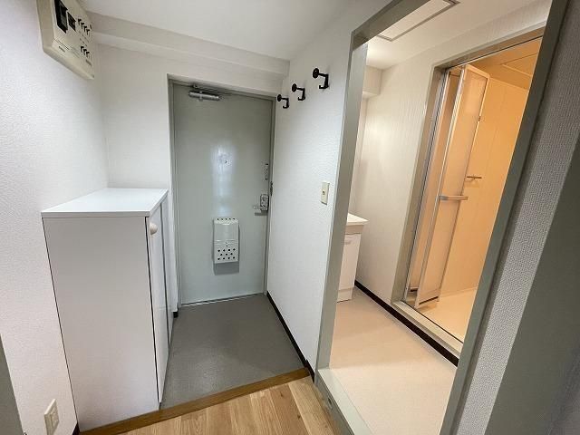 コート・リヴェール 玄関