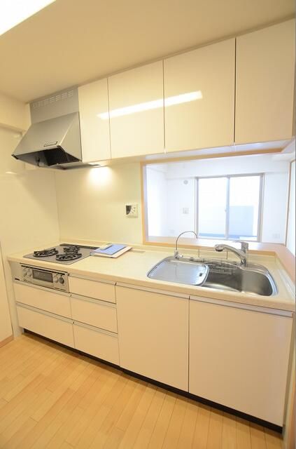 日神パレステージ本厚木リバースクエア キッチン