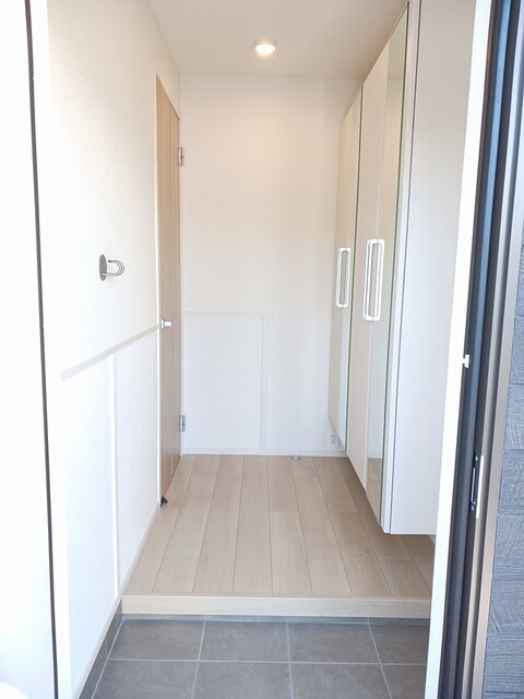 レジデンス　カスク 玄関